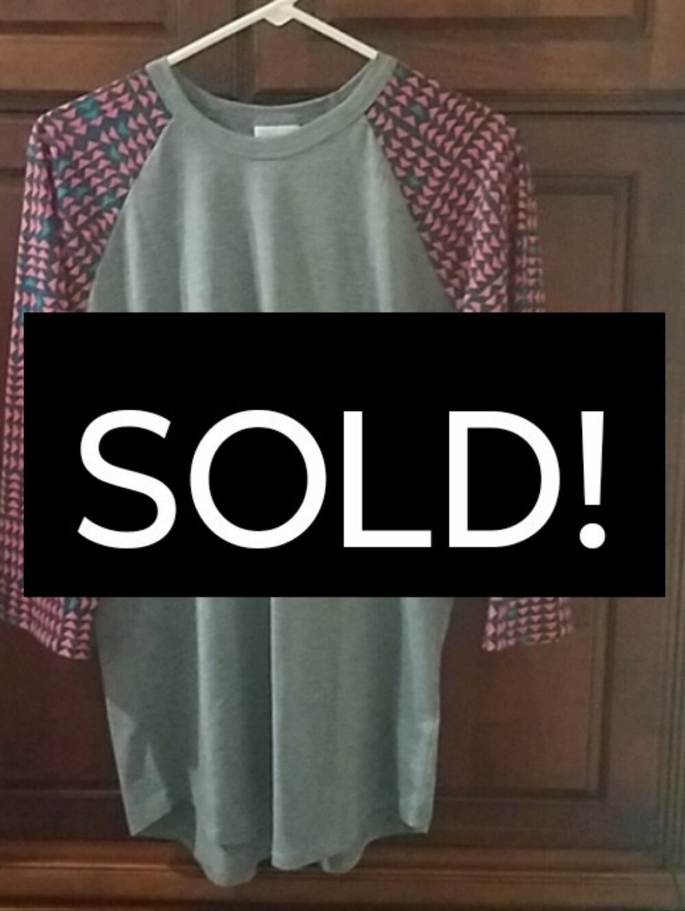 🌹NWT LuLaRoe size large Randy 3/4 sleeve shirt